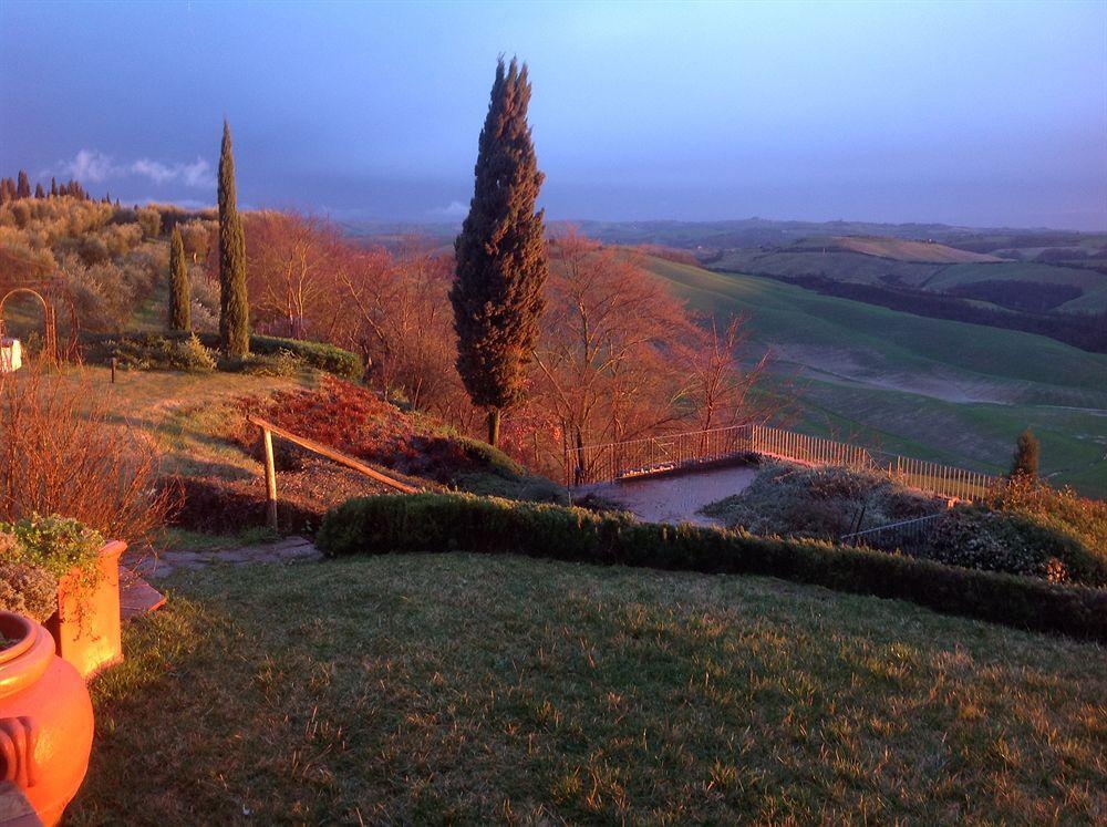 Podere Fornaci Ашано Екстериор снимка