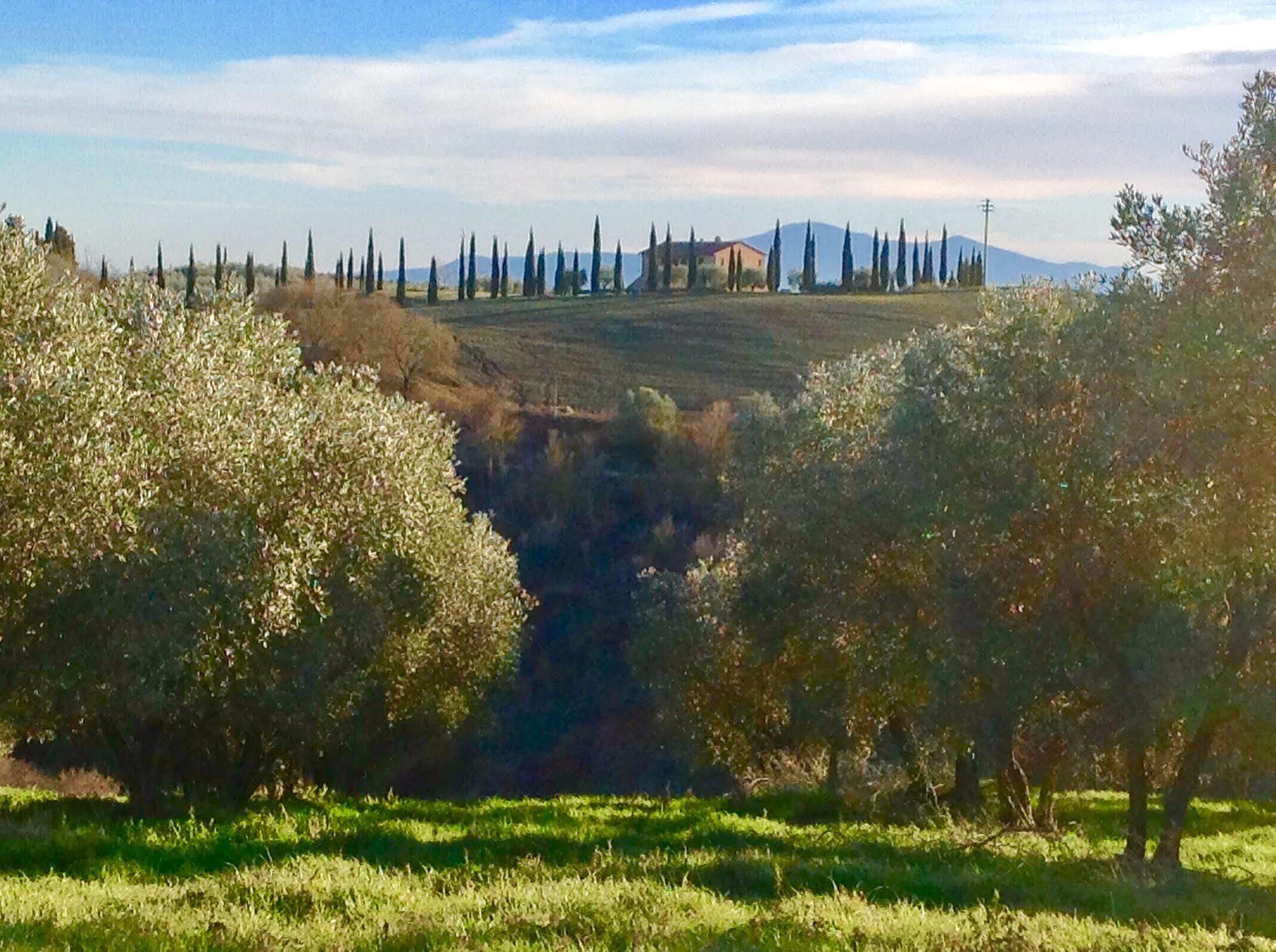 Podere Fornaci Villa Ашано Екстериор снимка